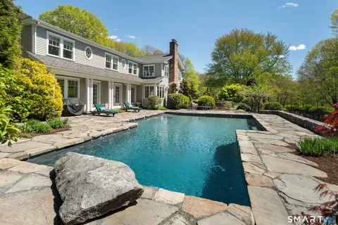 $2,389,000 | 86 Middlebrook Farm Road, Wilton, CT 06897