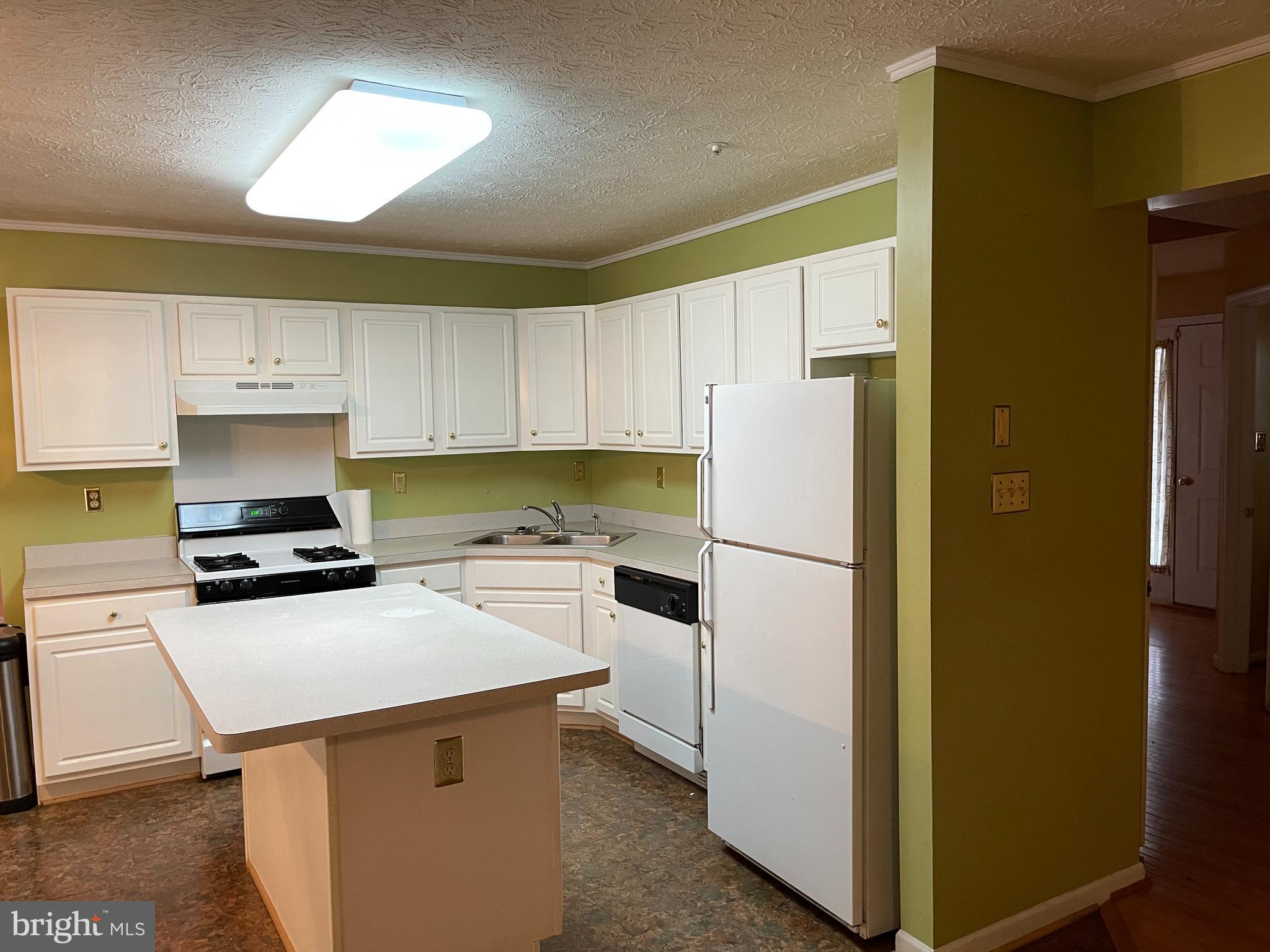 3104 Needleleaf Lane Springdale, MD 20721 - Photo 7 of 40