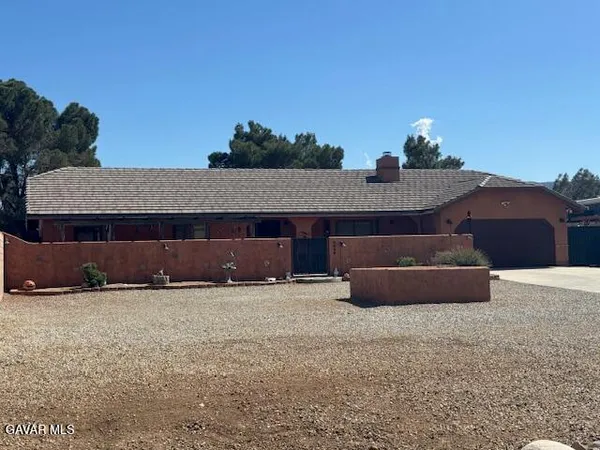 $579,995 | 4698 Quartz Hill Road, Lancaster, CA 93536
