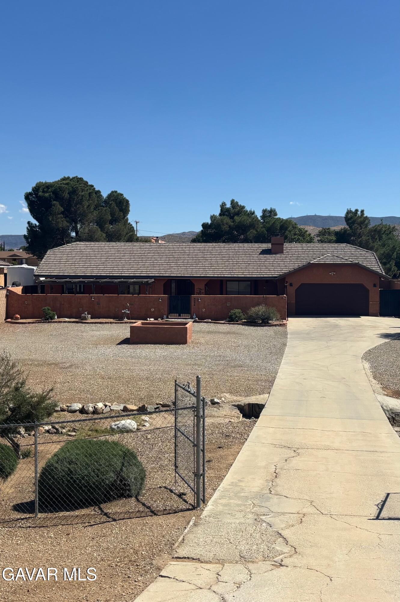 4698 Quartz Hill Road Lancaster, CA 93536 - Photo 2 of 56 IMG_0046 (2)