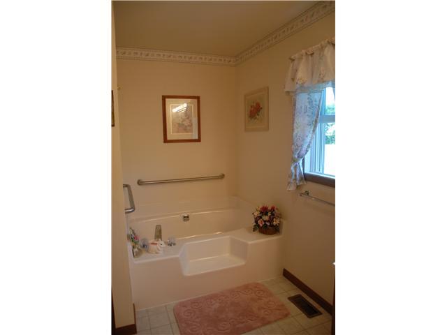 30301 Orr Road Circleville, OH 43113 - Photo 9 of 18 Gallery Image 9
