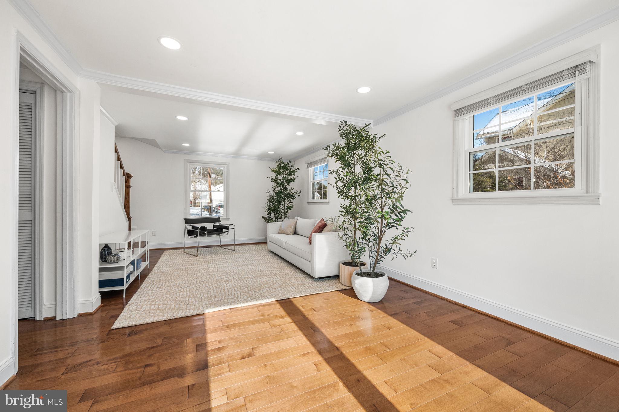 5208 8th Road North Arlington, VA 22205 - Photo 25 of 61 Gallery Image 25
