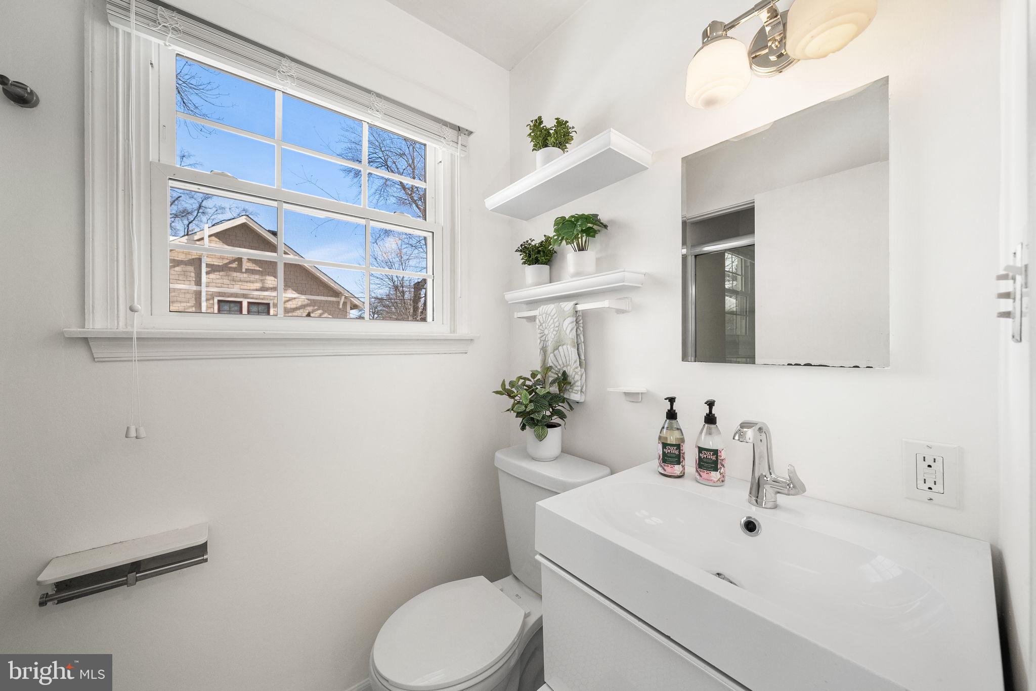 5208 8th Road North Arlington, VA 22205 - Photo 32 of 61 Gallery Image 32