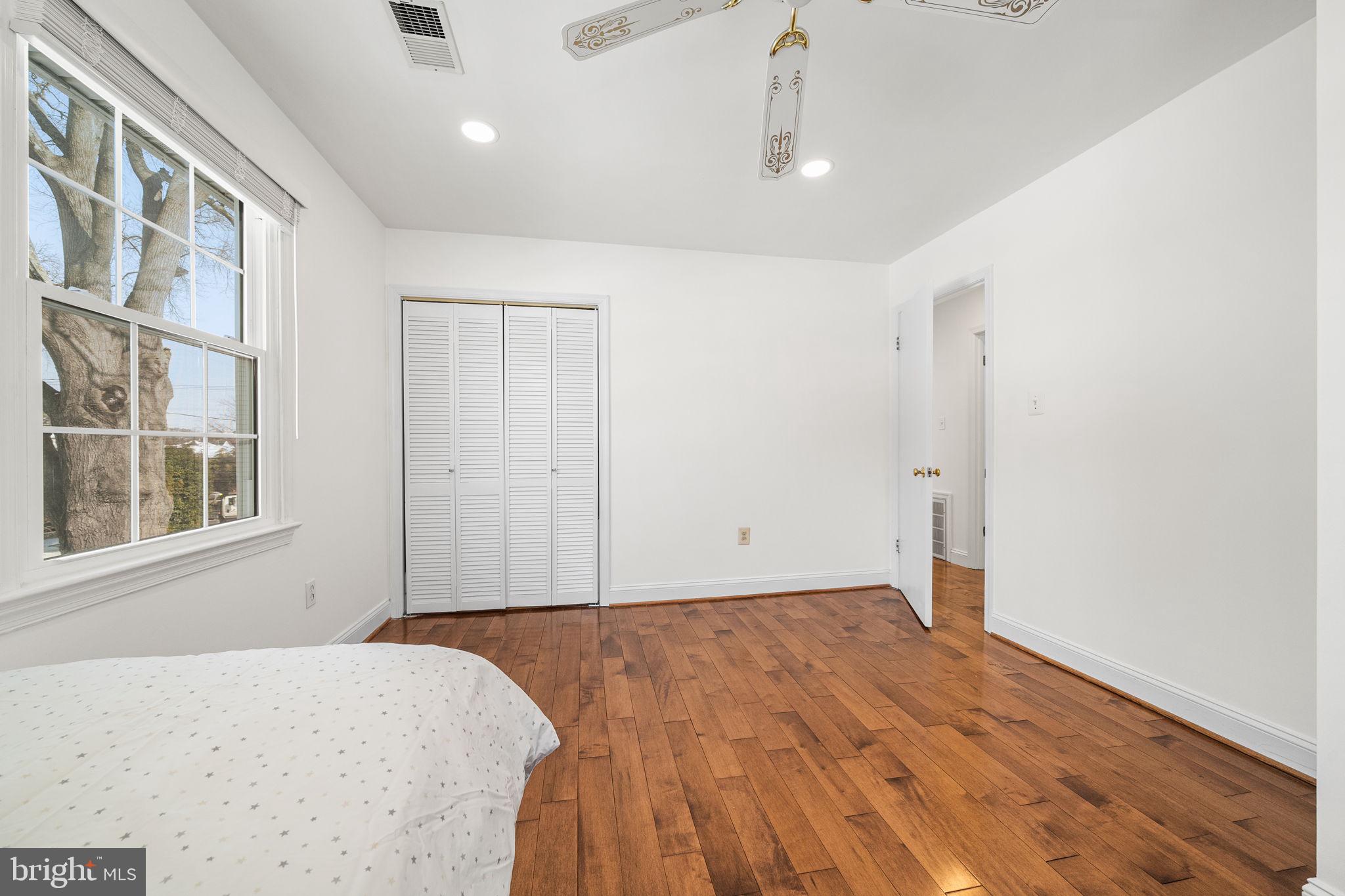5208 8th Road North Arlington, VA 22205 - Photo 36 of 61 Gallery Image 36