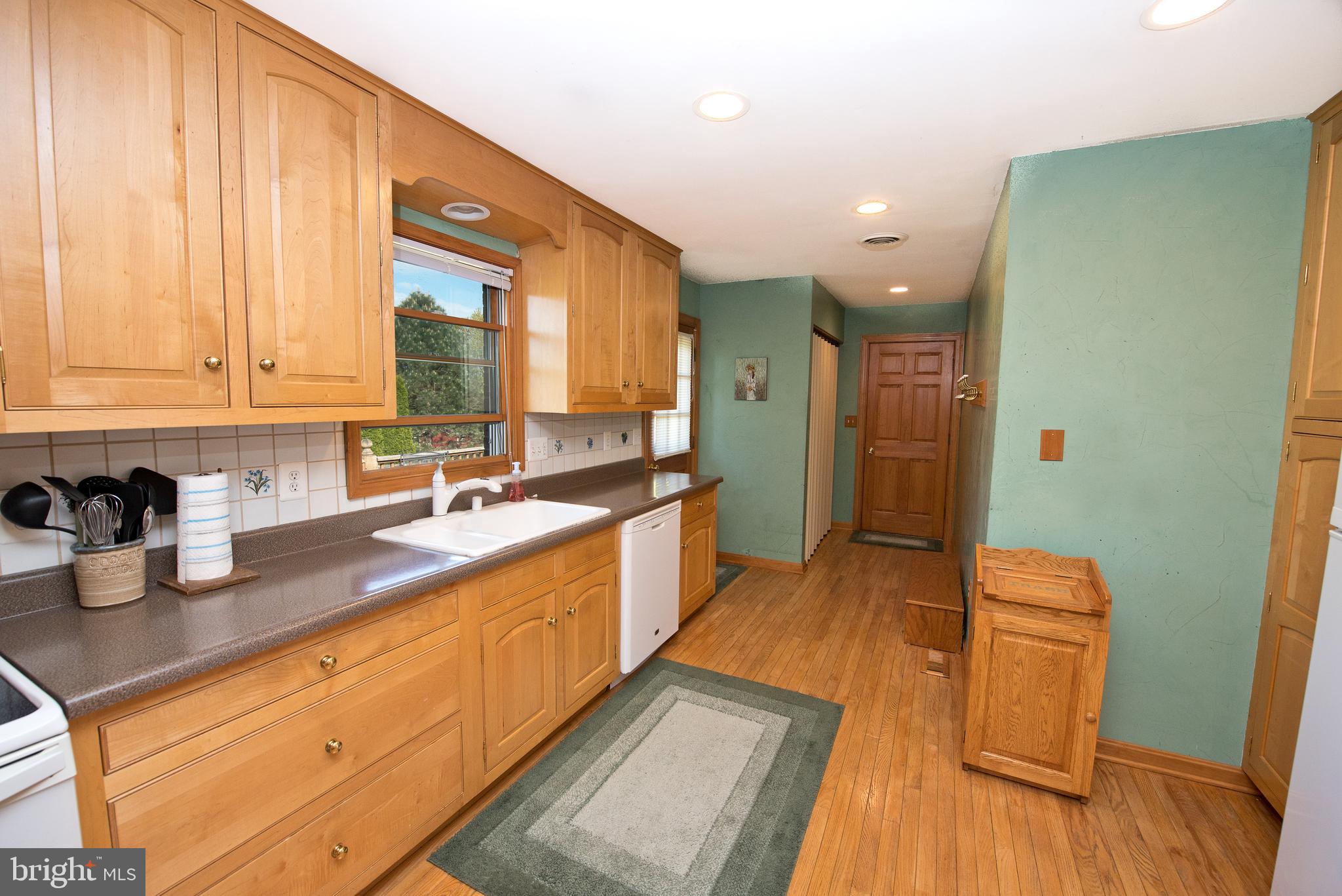 1819 Florence Road Mount Airy, MD 21771 - Photo 26 of 46 Kitchen