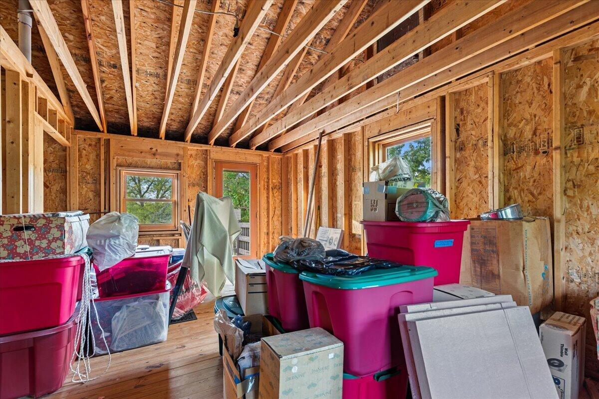 802 South Teut Road Burlington, WI 53105 - Photo 29 of 101 28-Teut Rd-28