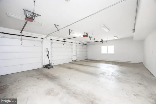 a view of a garage room