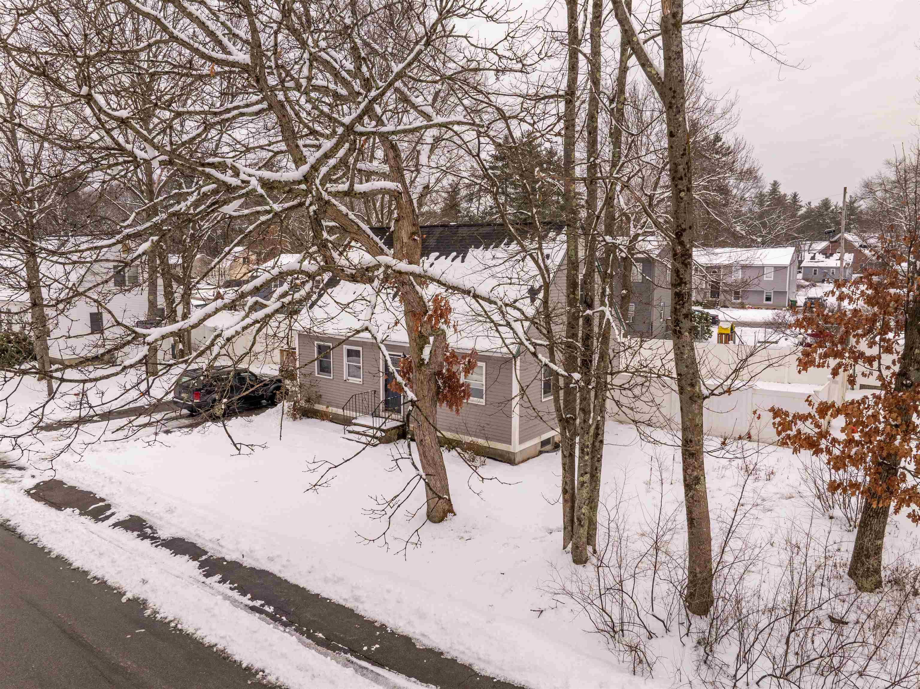 7 Kim Lane Rochester, NH 03867 - Photo 11 of 36