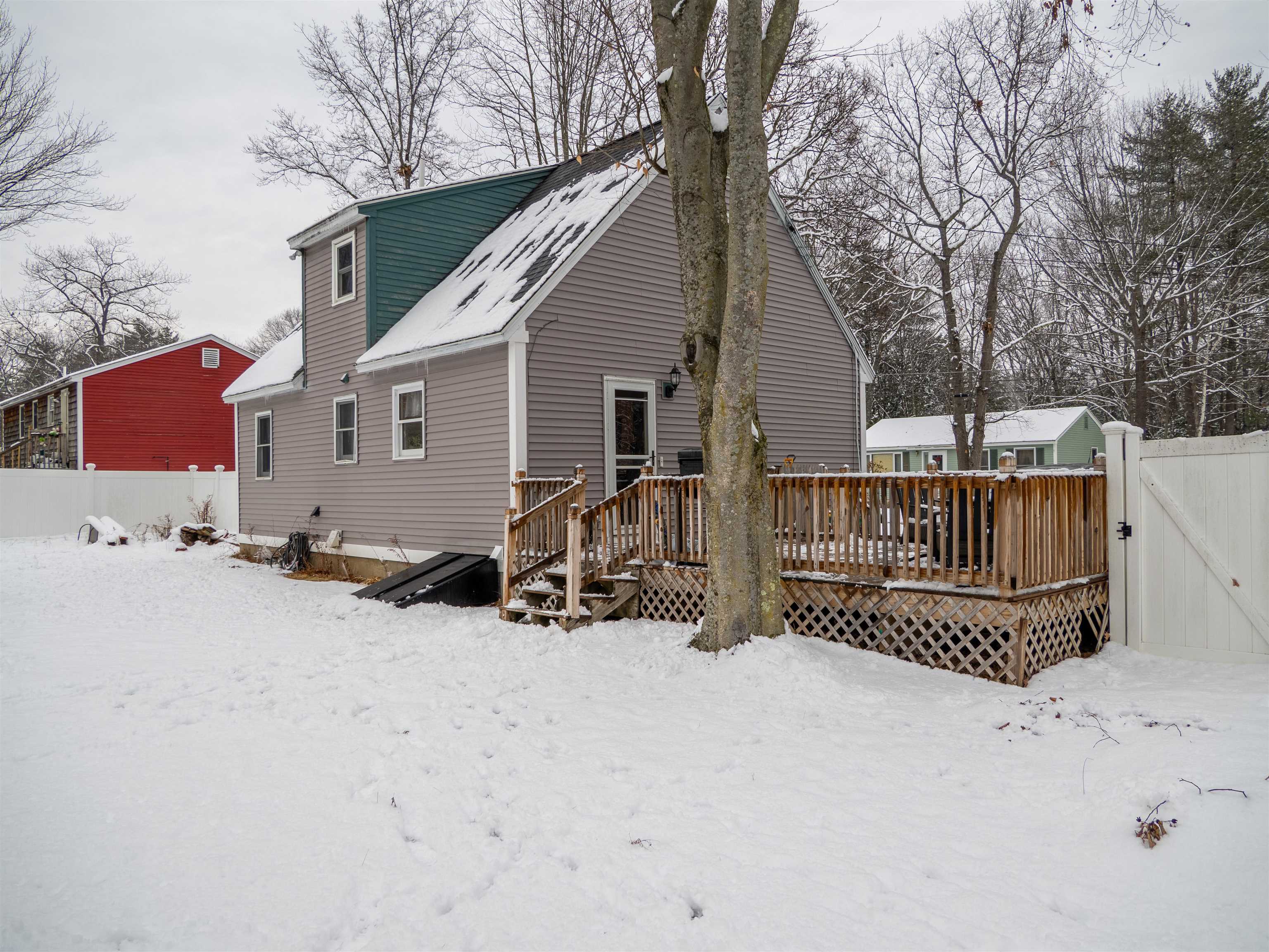 7 Kim Lane Rochester, NH 03867 - Photo 6 of 36