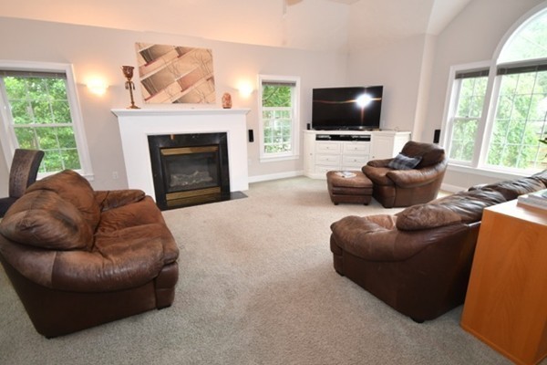 25 Stirling Street Andover, MA 01810 - Photo 12 of 30