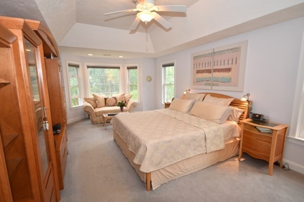 25 Stirling Street Andover, MA 01810 - Photo 13 of 30