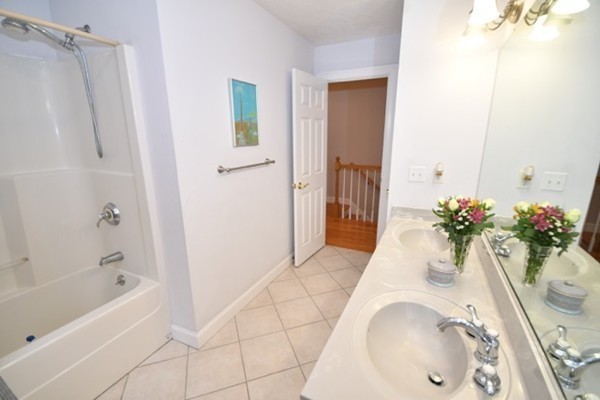 25 Stirling Street Andover, MA 01810 - Photo 18 of 30