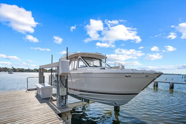 a view of a terrace with sky view