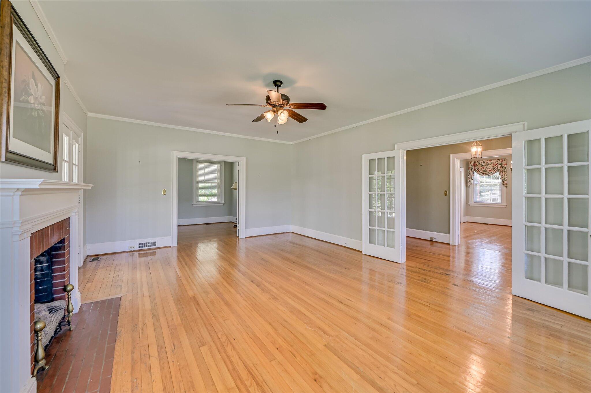 420 Columbia Road Edgefield, SC 29824 - Photo 11 of 40 11-111