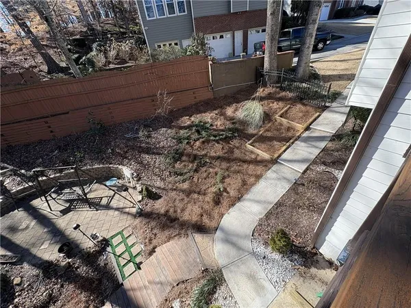 $755,000 | 8980 Stonelake Court, Roswell, GA 30076