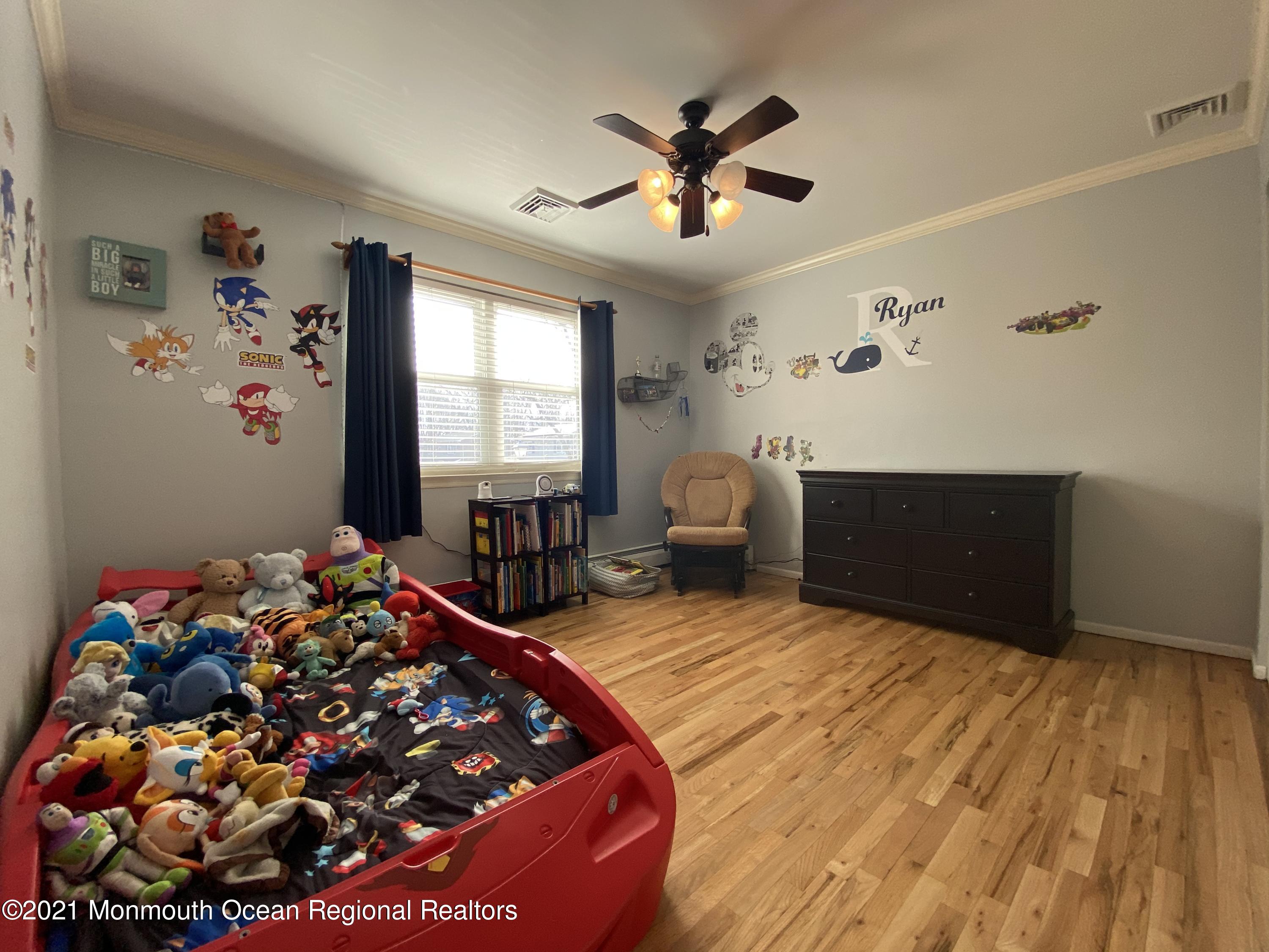 14 Bunkerhill Road Hazlet, NJ 07730 - Photo 13 of 39 Bedroom main floor