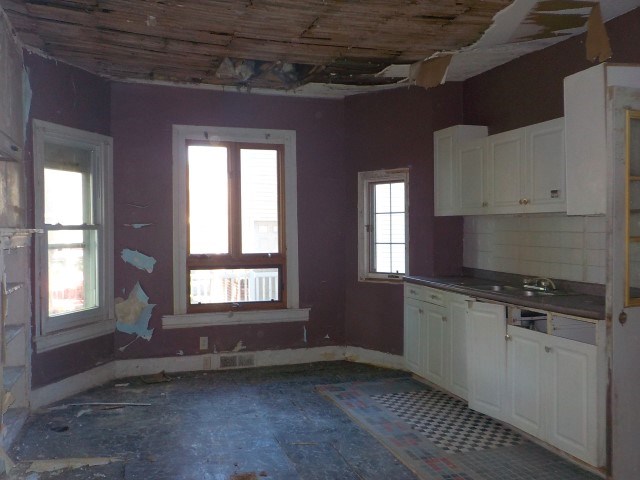 2 Willowbank Place Rochester, NY 14611 - Photo 2 of 17