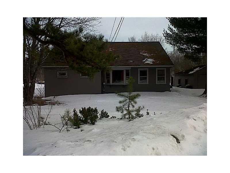 102 Country Club Road Sanford, ME 04073 - Photo 2 of 10 Exterior Front.