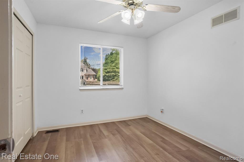 6770 John R Road Troy, MI 48085 - Photo 11 of 24
