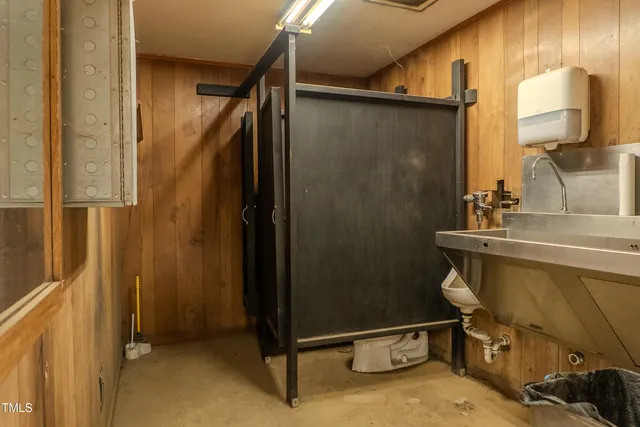 a black and white photo of a painting