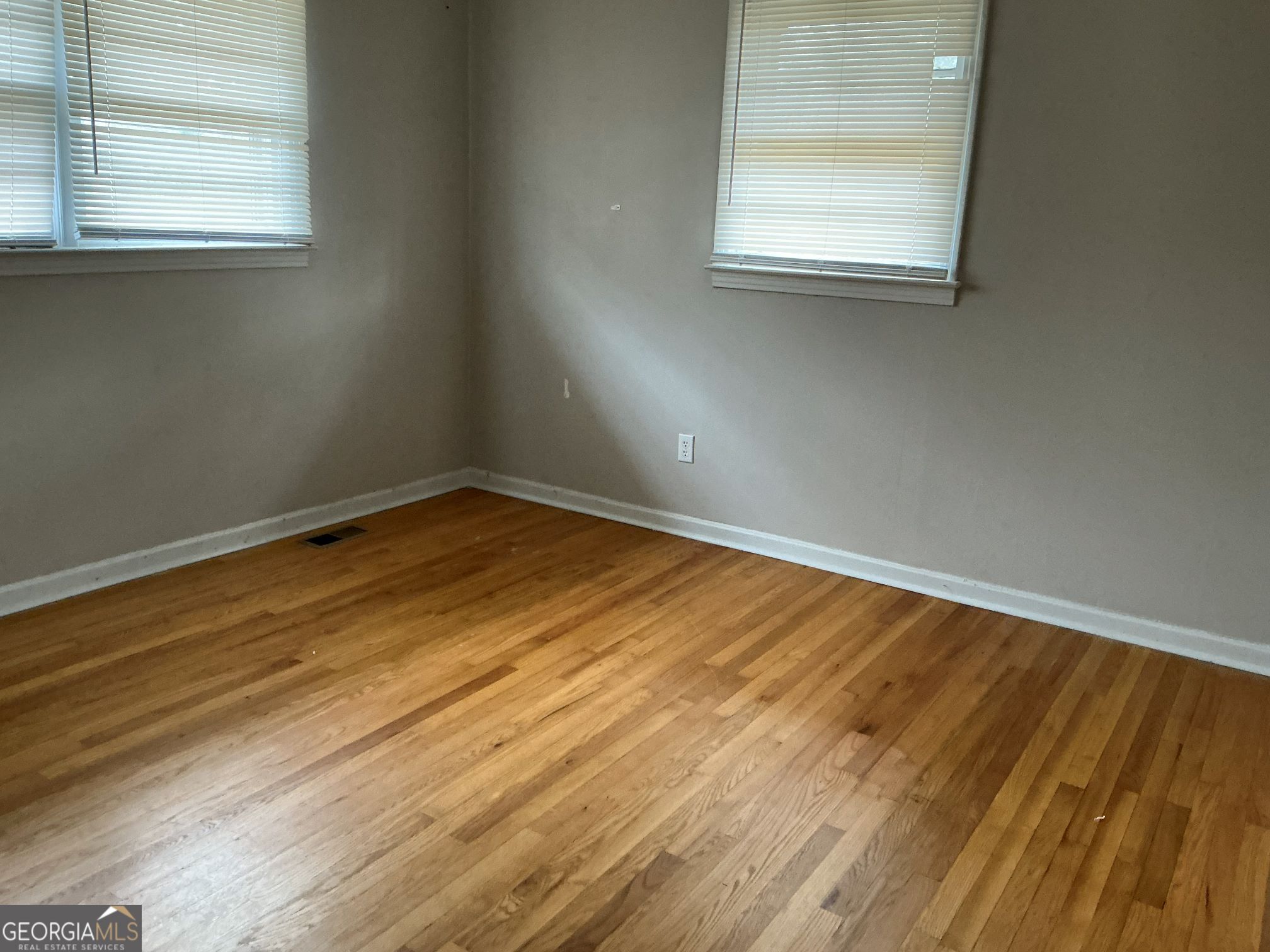 15 Cedar Street Hartwell, GA 30643 - Photo 10 of 11