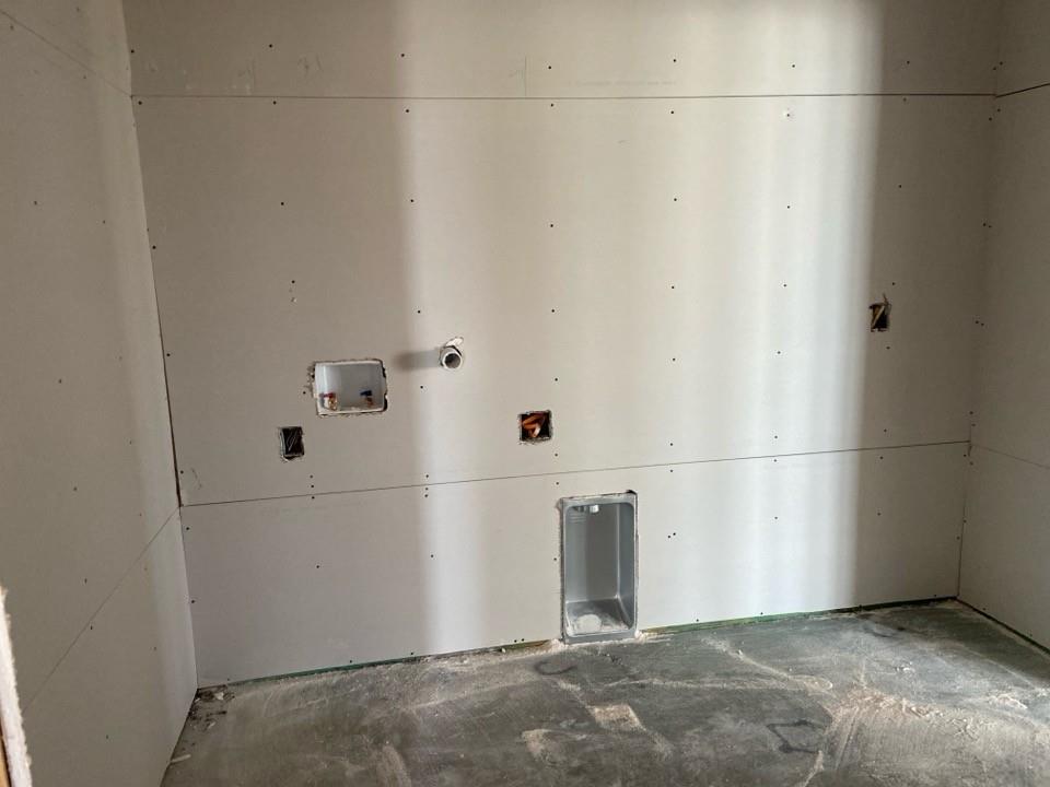 139 Big Sky Road Decatur, TX 76234 - Photo 5 of 12 a view of small space