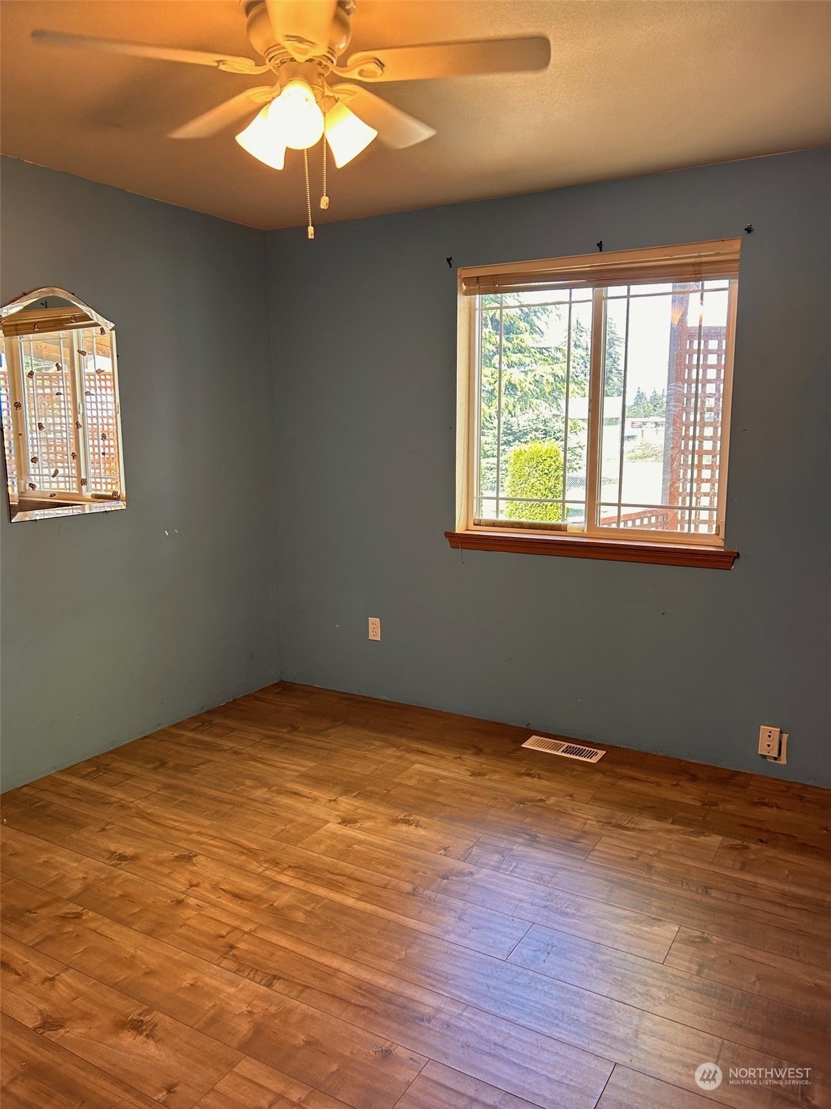 9520 185th Avenue Southwest Rochester, WA 98579 - Photo 23 of 24 a view of an empty room with a window