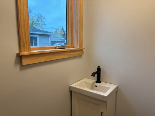 $245,000 | 729 East Sheridan Street, Ely, MN 55731
