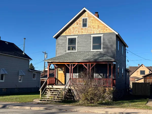 $245,000 | 729 East Sheridan Street, Ely, MN 55731