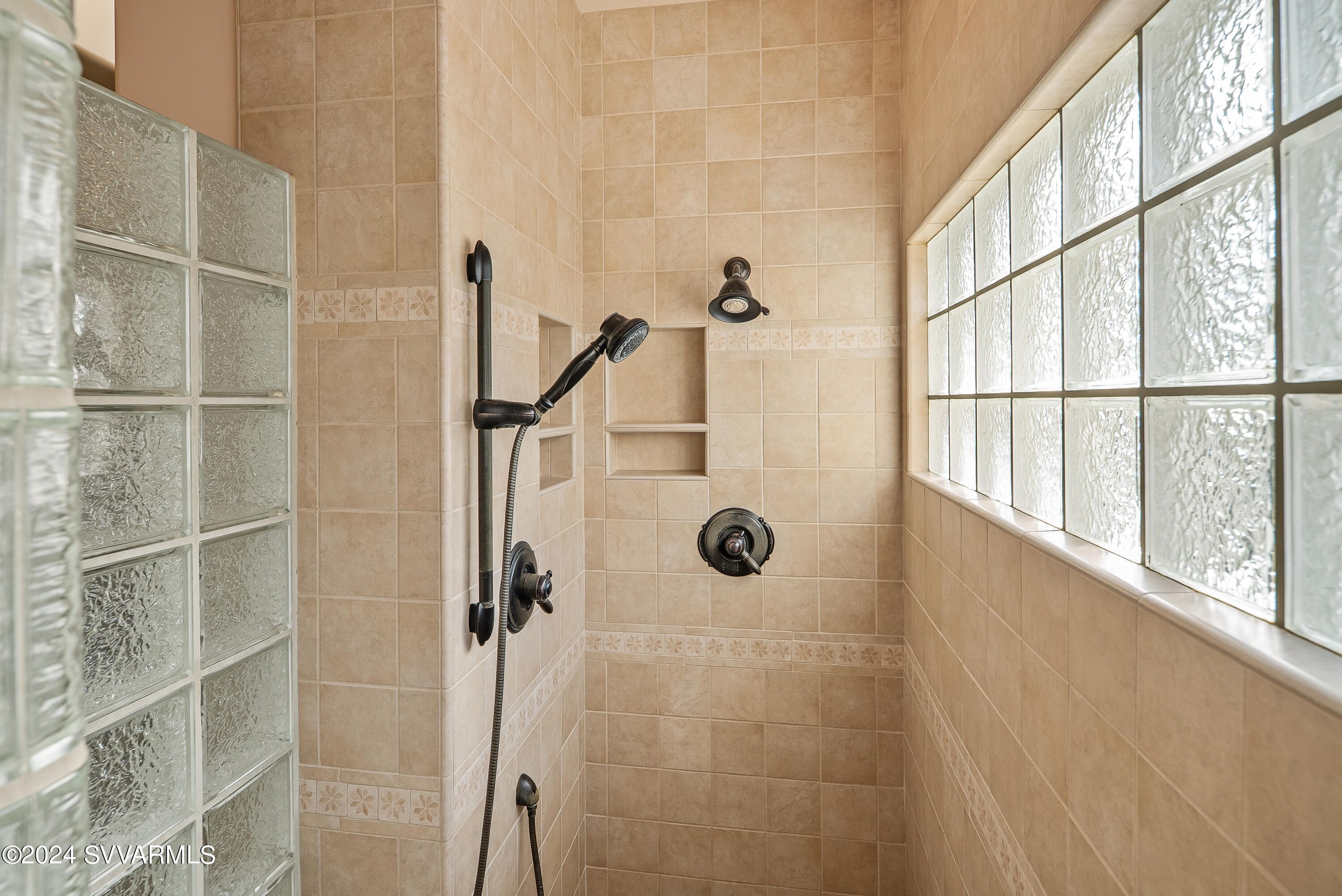 395 Merry Go Round Rock Road Sedona, AZ 86351 - Photo 48 of 68 Walk in, doorless shower