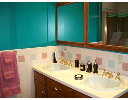 418 Waterville Road Skowhegan, ME 04976 - Photo 17 of 24 Master Bath/Spa.