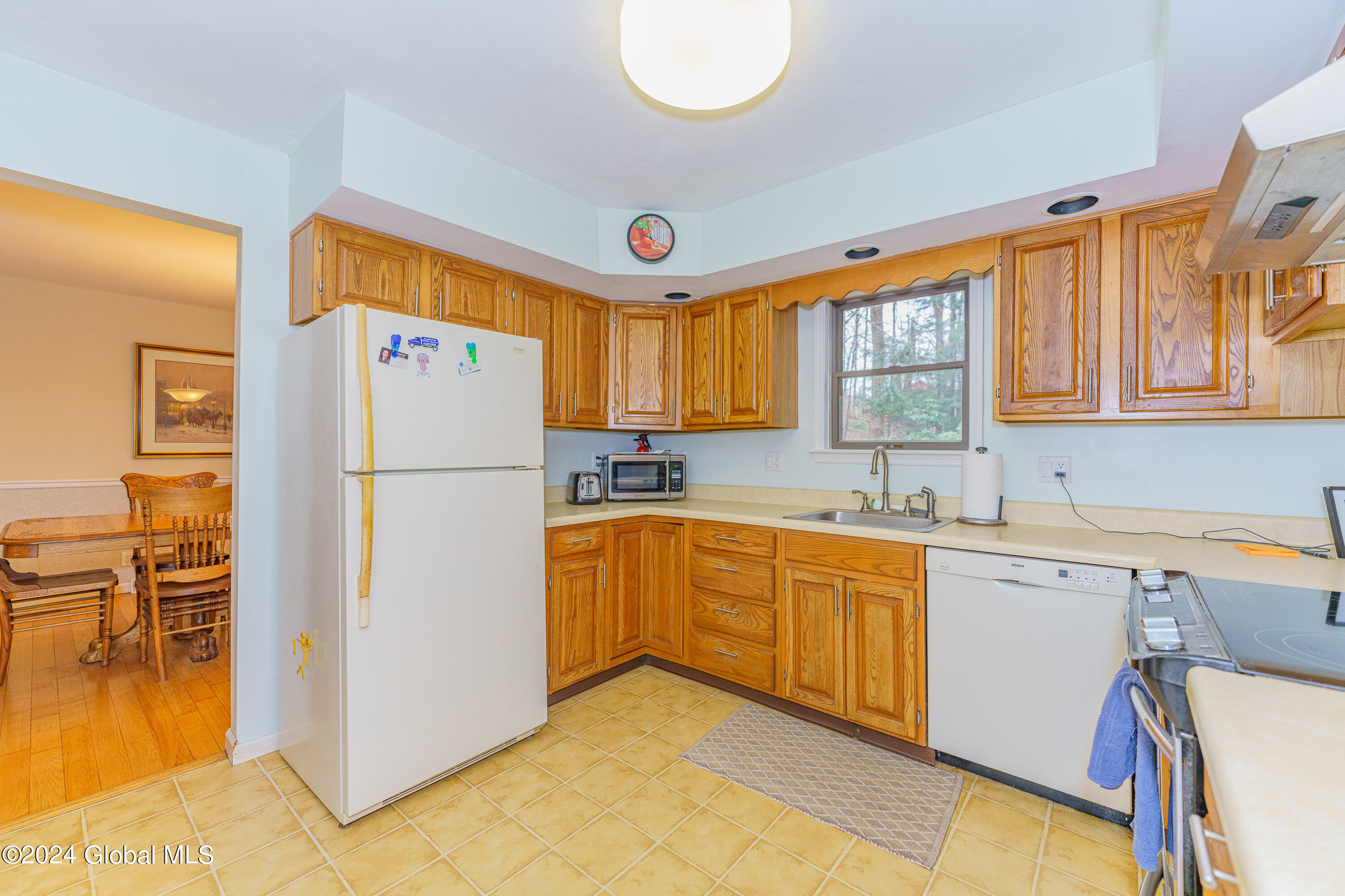 6 Seneca Drive Poestenkill, NY 12018 - Photo 17 of 54 5 Kitchen 2