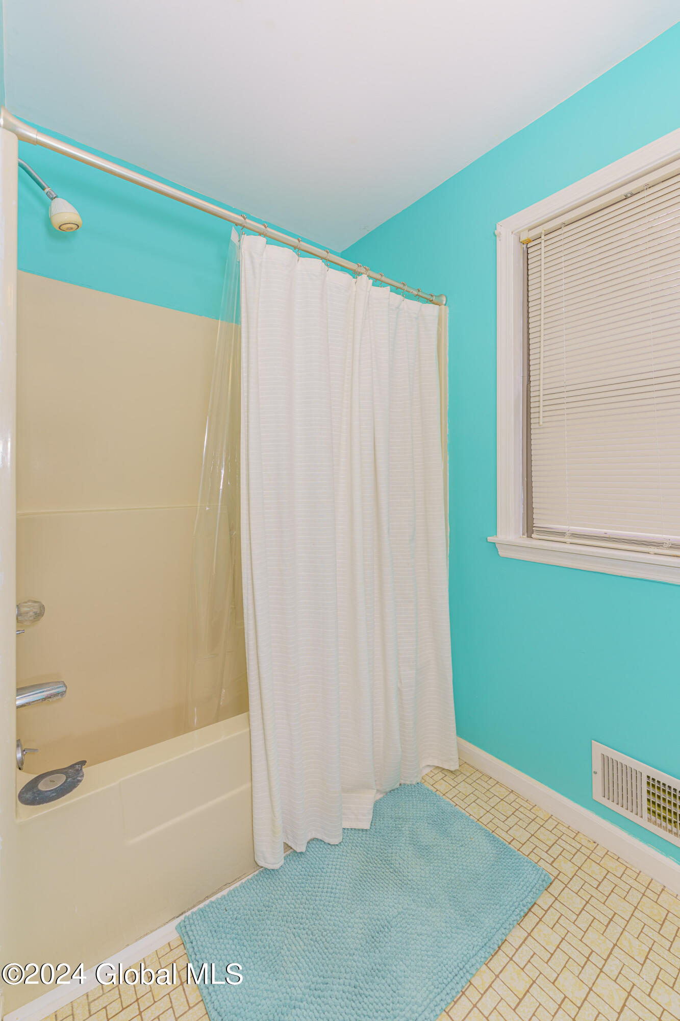 6 Seneca Drive Poestenkill, NY 12018 - Photo 36 of 54 Bathroom 2