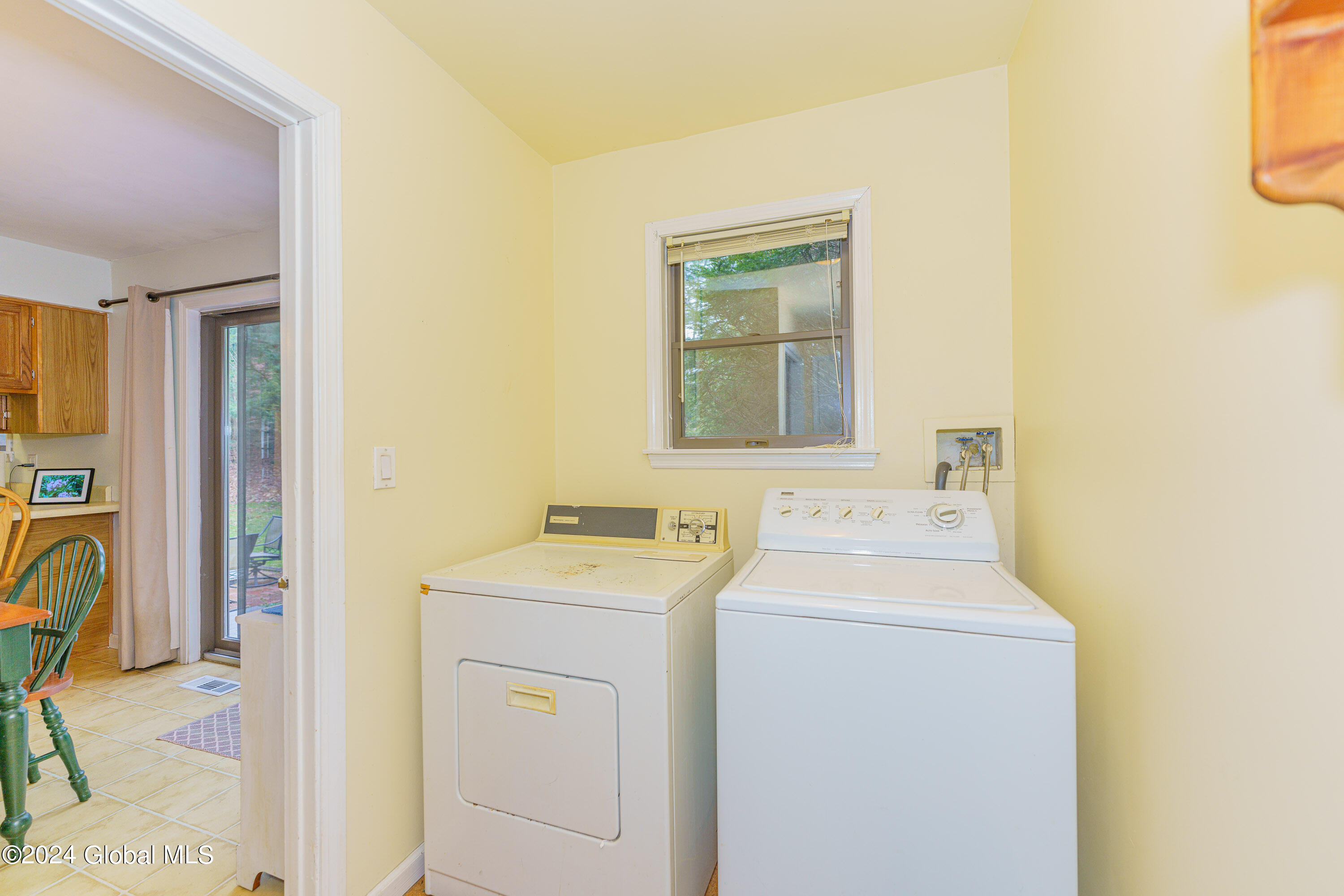6 Seneca Drive Poestenkill, NY 12018 - Photo 38 of 54 Laundry