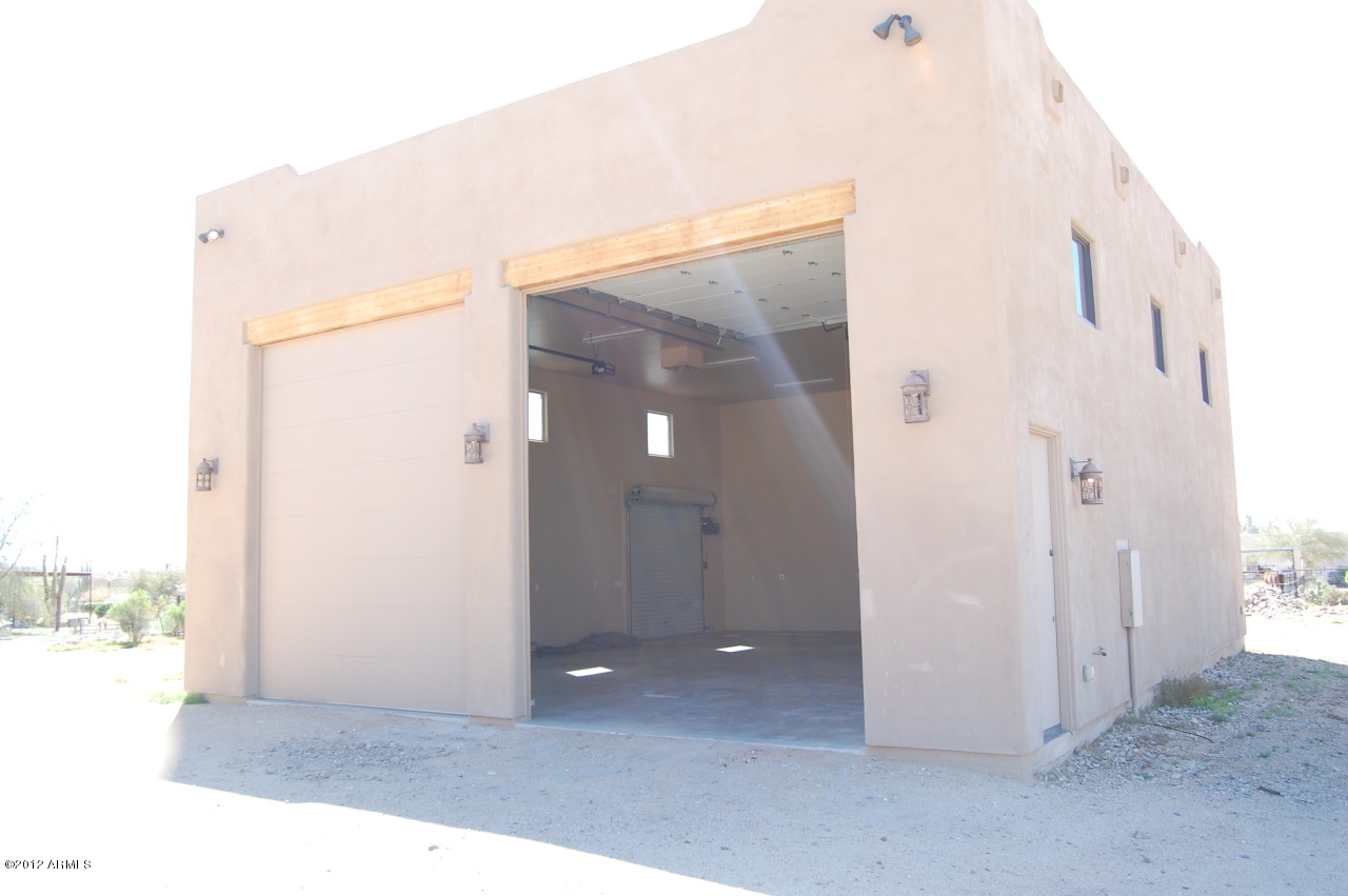 2511 East Joy Ranch Road Cave Creek, AZ 85331 - Photo 23 of 38 1400 SF RV Garage