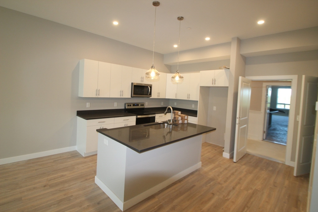 999 Main Street, Unit 306 Hanson, MA 02341 - Photo 3 of 12