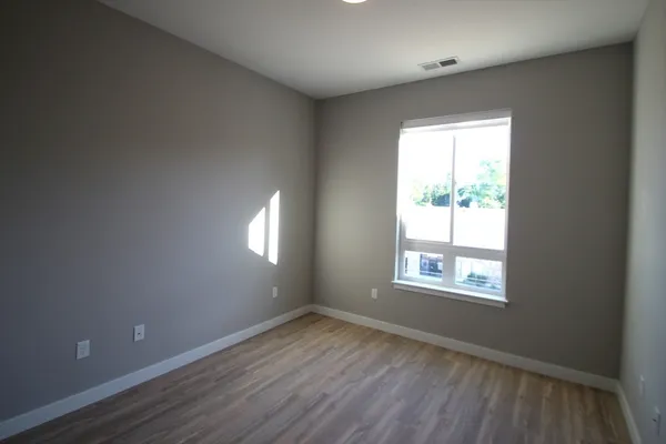 $2,100 | 999 Main Street, Unit 306, Hanson, MA 02341