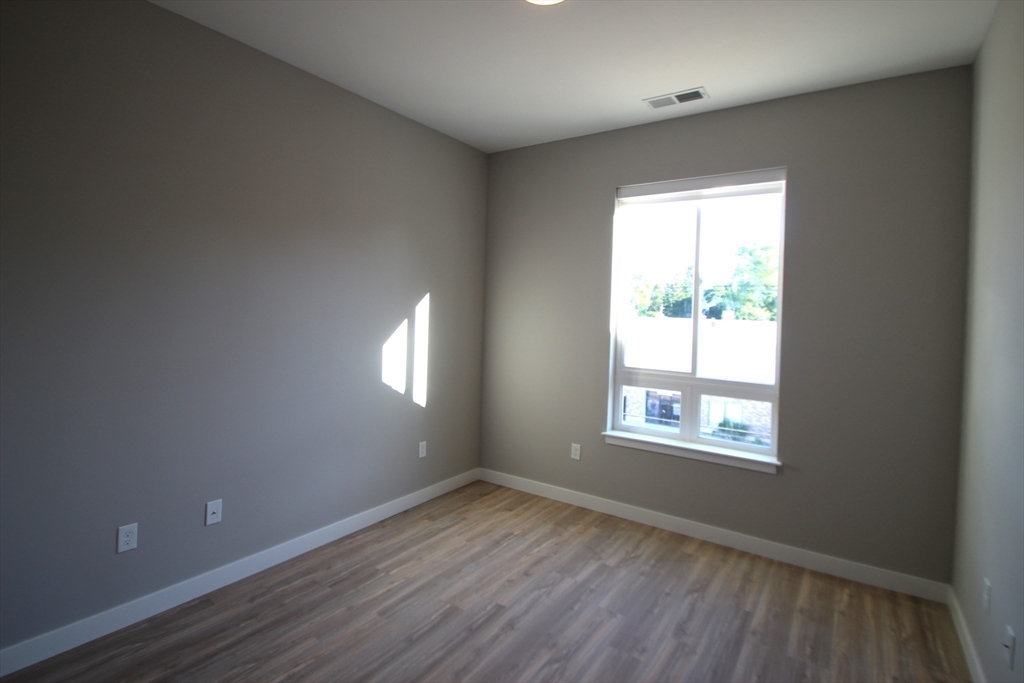 999 Main Street, Unit 306 Hanson, MA 02341 - Photo 7 of 12