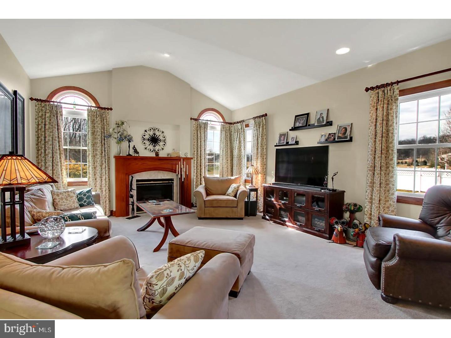 3348 Harwood Lane Sinking Spring, PA 19608 - Photo 2 of 25 Family Room