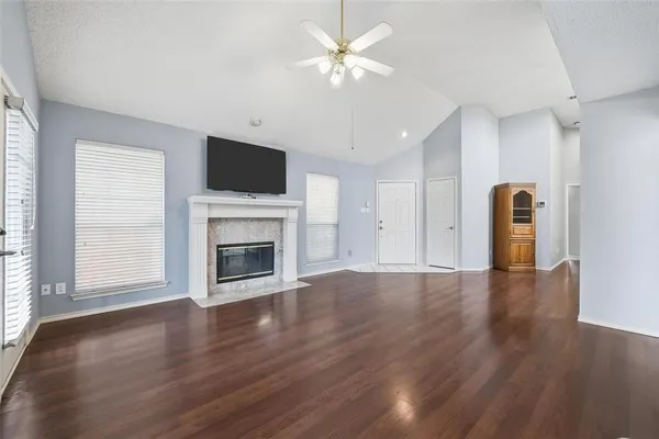 $2,395 | 934 Highgate Drive, Lewisville, TX 75067