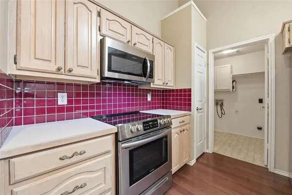 $2,395 | 934 Highgate Drive, Lewisville, TX 75067
