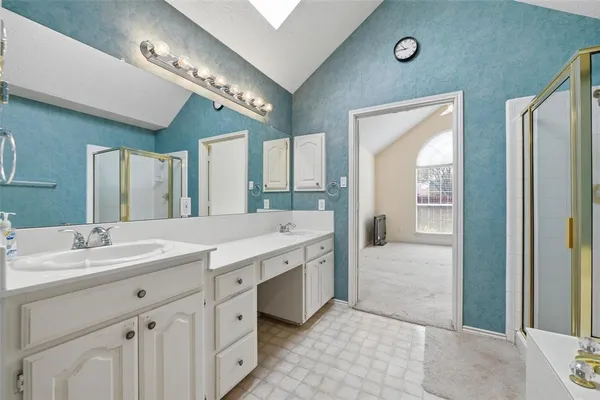 $2,395 | 934 Highgate Drive, Lewisville, TX 75067