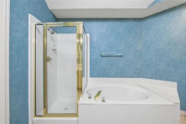 $2,395 | 934 Highgate Drive, Lewisville, TX 75067