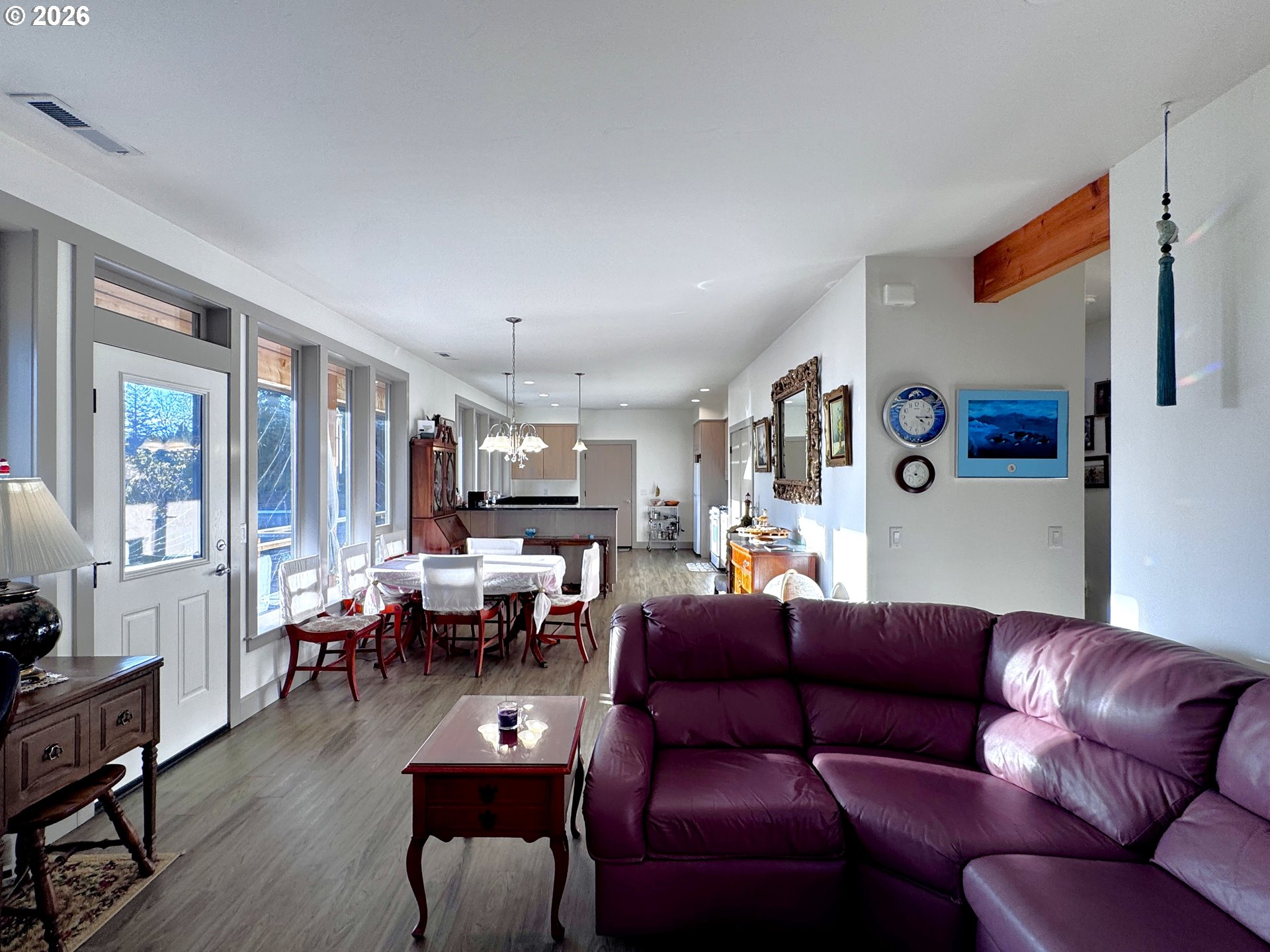 929 Old County Road Brookings, OR 97415 - Photo 38 of 46 Living Room