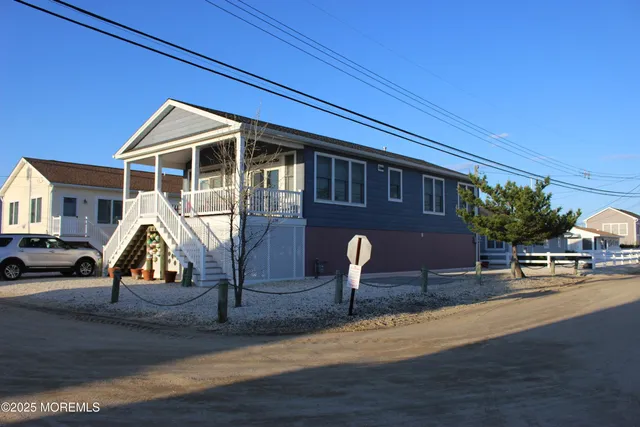 a view of outdoor space yard deck and living room