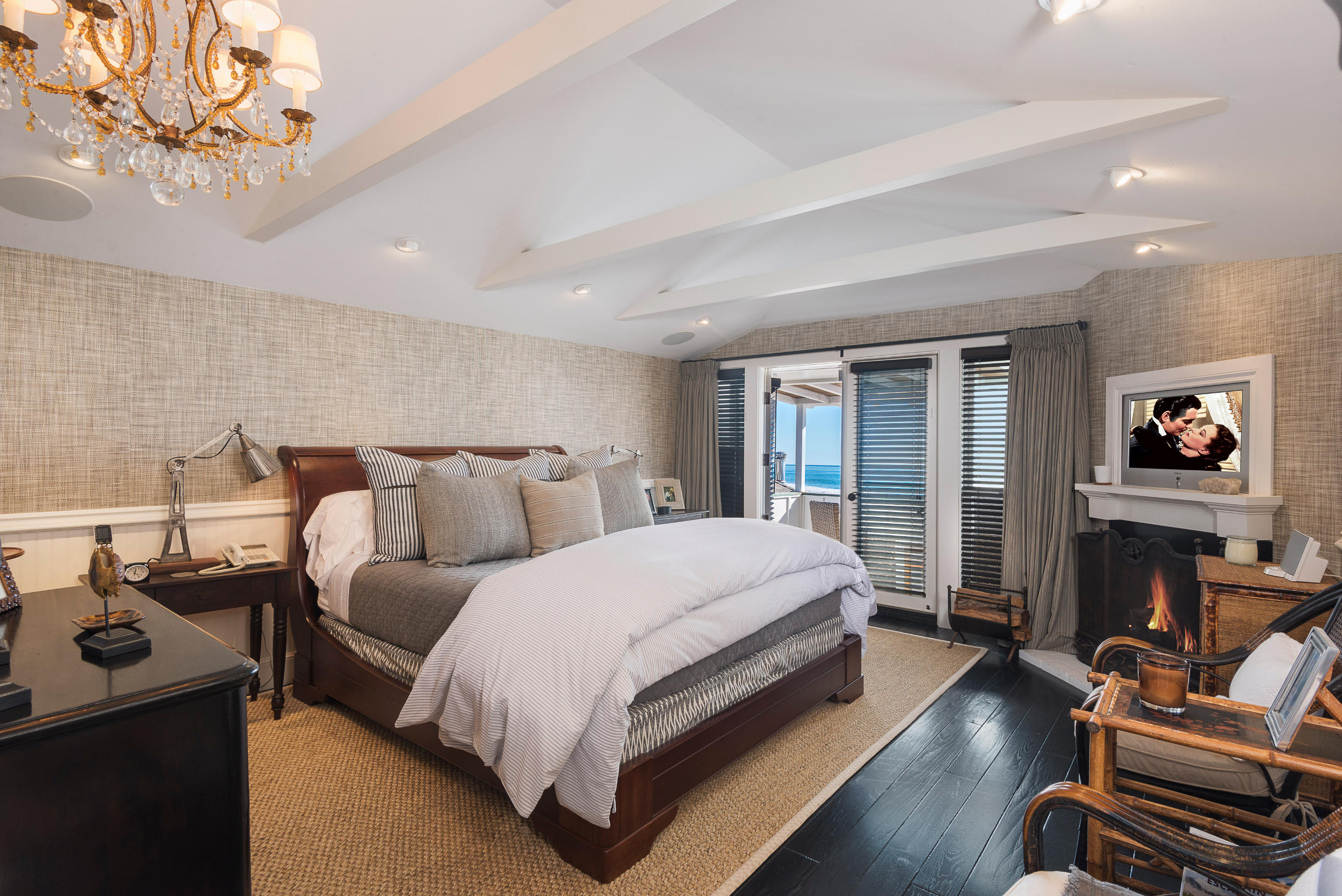 3555.5 Padaro Lane Carpinteria, CA 93013 - Photo 8 of 20 a spacious bedroom with bed and a couch