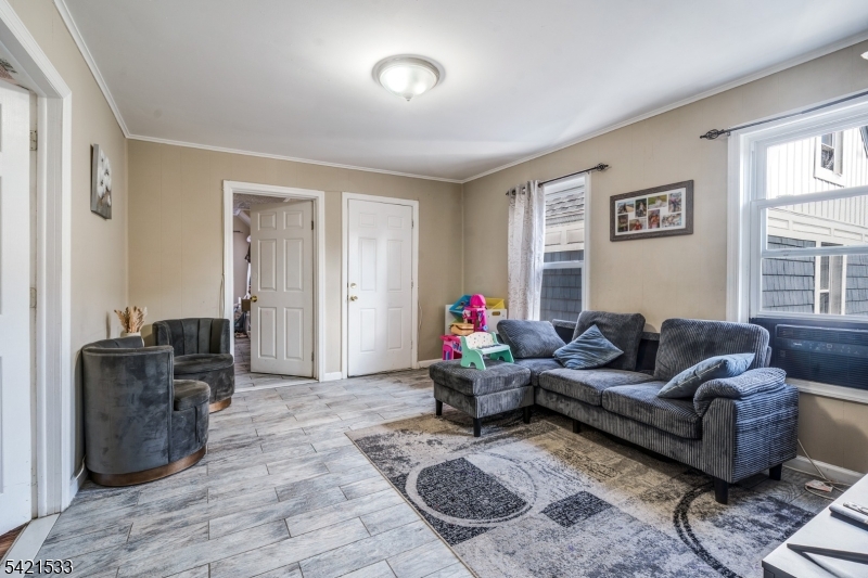 312 South Spring Street Elizabeth, NJ 07201 - Photo 12 of 41