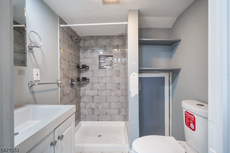 312 South Spring Street Elizabeth, NJ 07201 - Photo 26 of 41