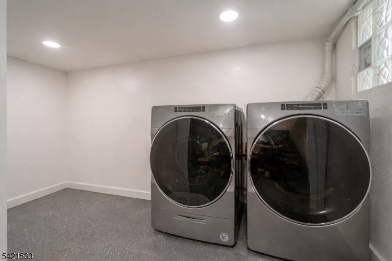 312 South Spring Street Elizabeth, NJ 07201 - Photo 28 of 41