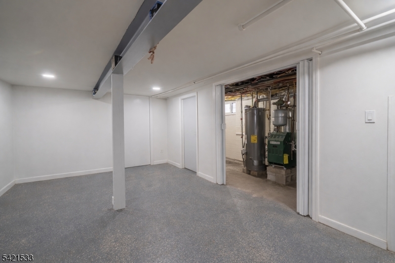 312 South Spring Street Elizabeth, NJ 07201 - Photo 29 of 41